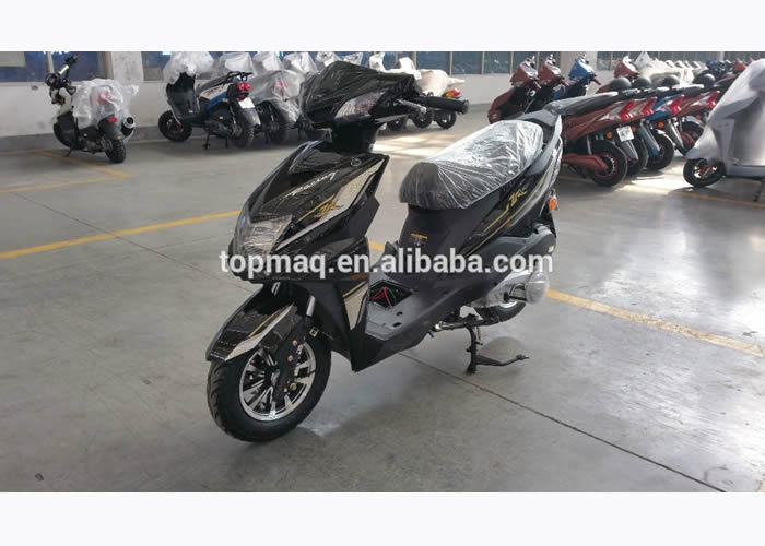 125CC gas scooter